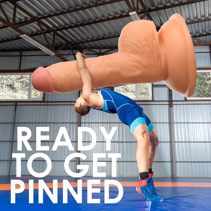 Wrestling Wayne 7 Inch Dildo | Curve Toys Dildos